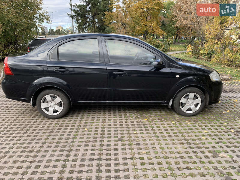 Седан Chevrolet Aveo 2006 в 