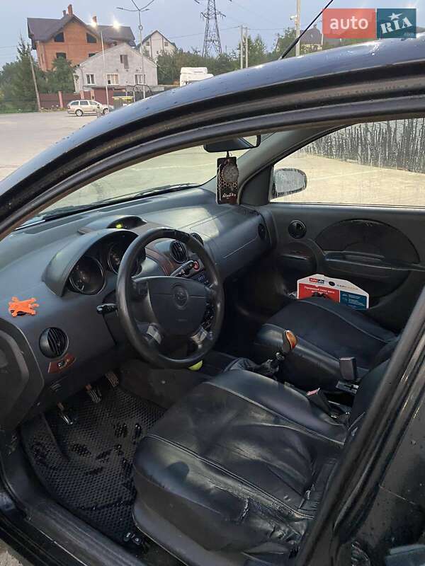 Седан Chevrolet Aveo 2005 в Сколе
