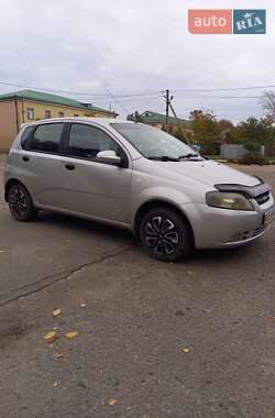 Хетчбек Chevrolet Aveo 2006 в  фото 6 Хетчбек Chevrolet Aveo 2006 в