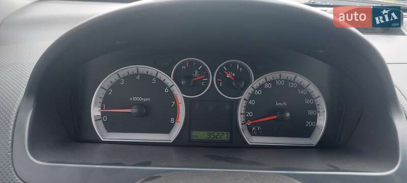 Седан Chevrolet Aveo 2006 в Буче