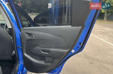 Хетчбек Chevrolet Aveo 2012 в 