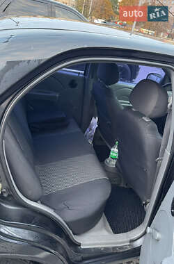 Седан Chevrolet Aveo 2005 в Харкові