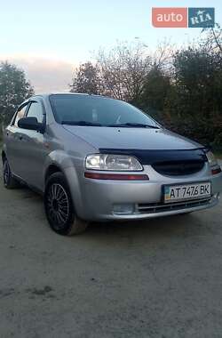 Седан Chevrolet Aveo 2004 в Коломые
