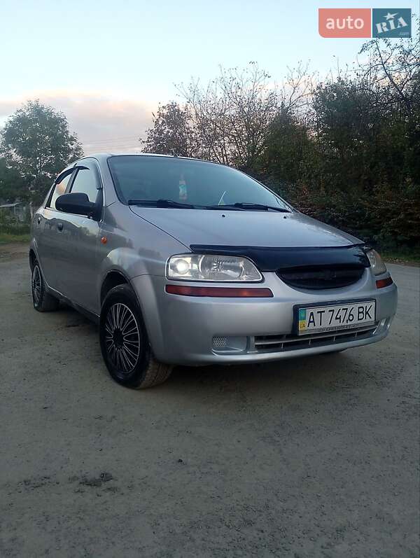 Седан Chevrolet Aveo 2004 в Коломые фото Седан Chevrolet Aveo 2004 в Коломые