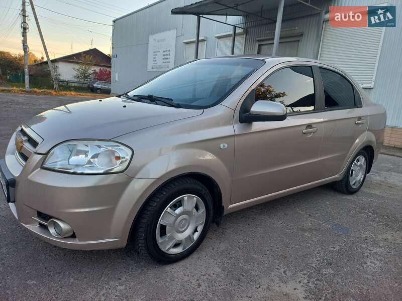 Седан Chevrolet Aveo 2008 в 