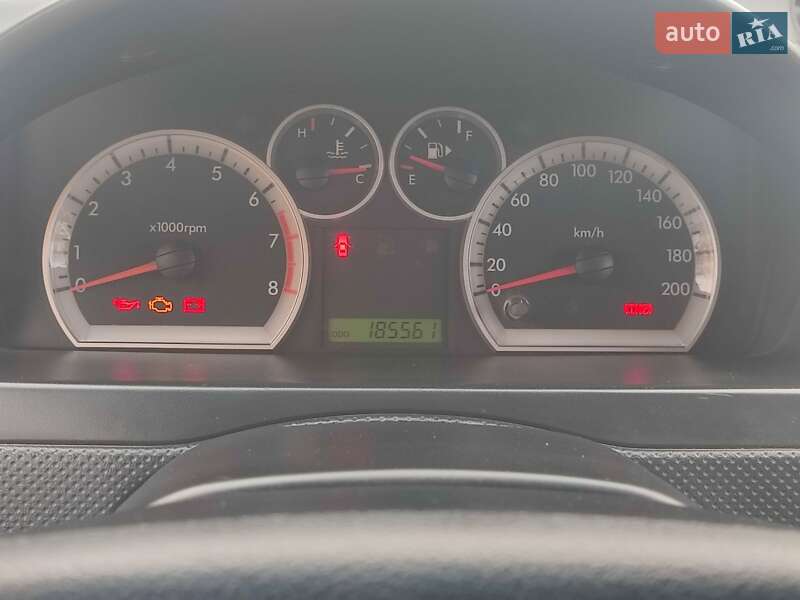 Седан Chevrolet Aveo 2006 в Харькове