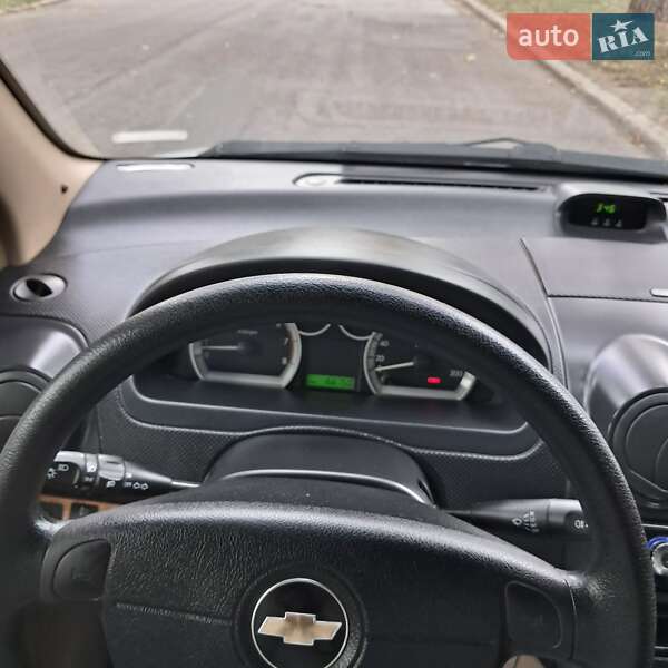 Седан Chevrolet Aveo 2007 в Никополе