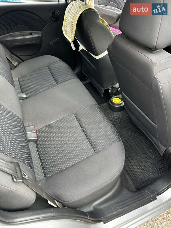 Хэтчбек Chevrolet Aveo 2006 в Белгороде-Днестровском