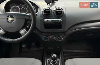 Седан Chevrolet Aveo 2008 в  фото 10 Седан Chevrolet Aveo 2008 в