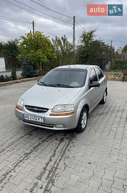 Седан Chevrolet Aveo 2003 в Могилів-Подільському