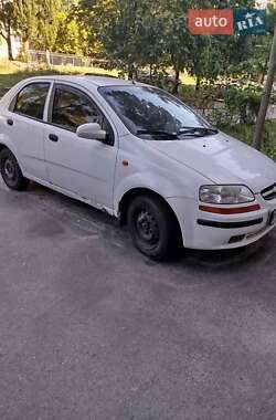 Седан Chevrolet Aveo 2005 в Києві