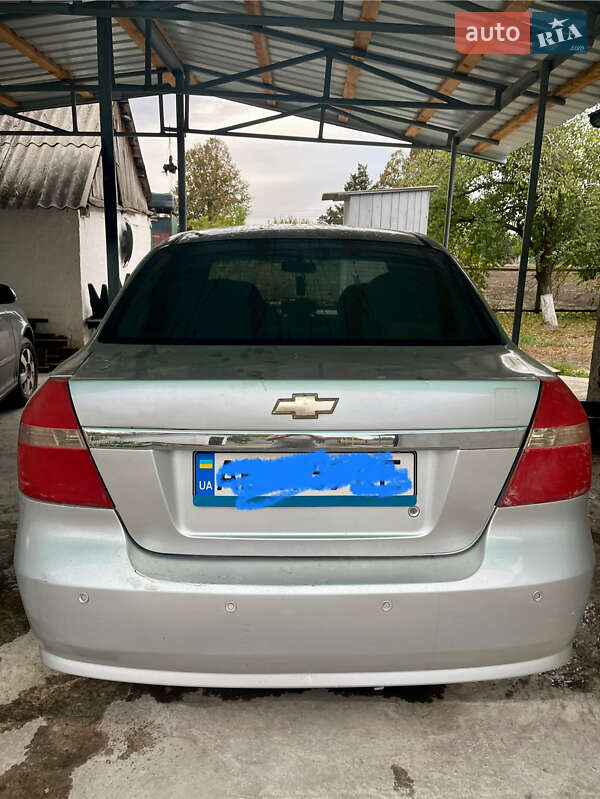 Седан Chevrolet Aveo 2008 в Синельниково