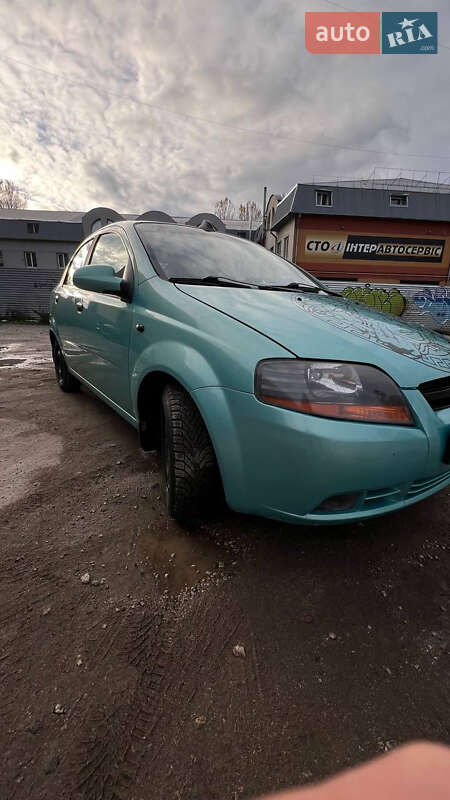 Седан Chevrolet Aveo 2005 в Тернополі