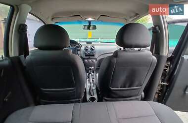 Хетчбек Chevrolet Aveo 2011 в  фото 15 Хетчбек Chevrolet Aveo 2011 в