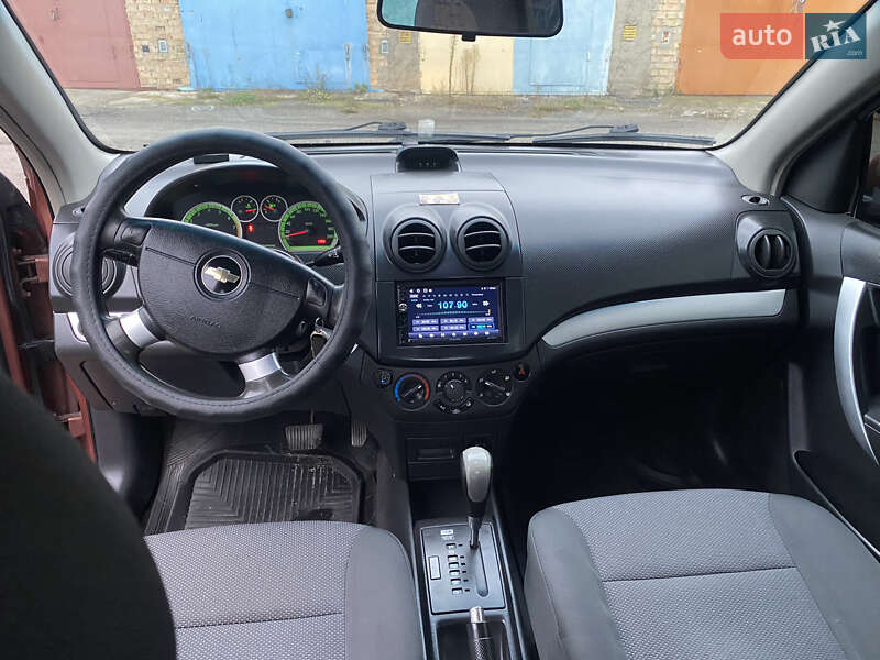 Седан Chevrolet Aveo 2011 в Софіївській Борщагівці