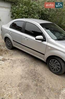 Седан Chevrolet Aveo 2008 в  фото 4 Седан Chevrolet Aveo 2008 в