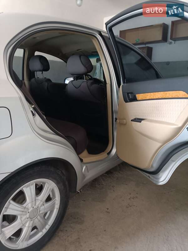 Седан Chevrolet Aveo 2008 в Дніпрі фото 8 Седан Chevrolet Aveo 2008 в Дніпрі