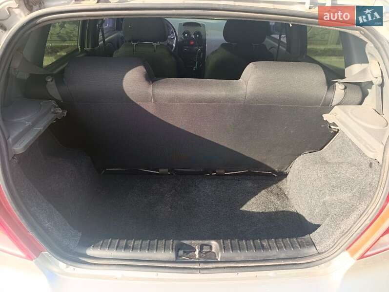 Хэтчбек Chevrolet Aveo 2005 в Казанке фото 6 Хэтчбек Chevrolet Aveo 2005 в Казанке