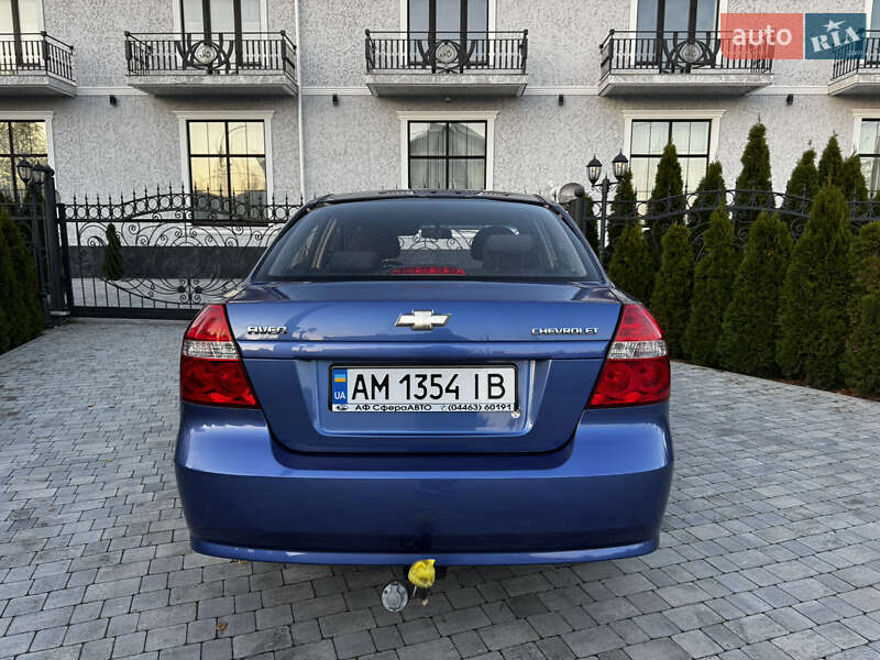 Седан Chevrolet Aveo 2008 в Виннице