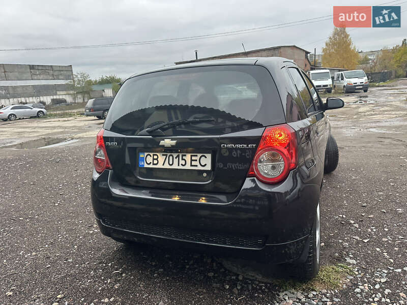 Хэтчбек Chevrolet Aveo 2009 в Нежине