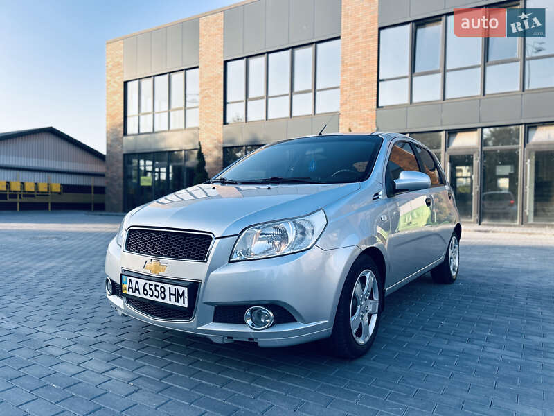 Хэтчбек Chevrolet Aveo 2008 в Виннице