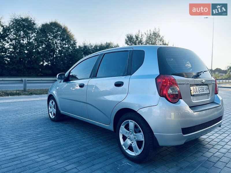 Хэтчбек Chevrolet Aveo 2008 в Виннице