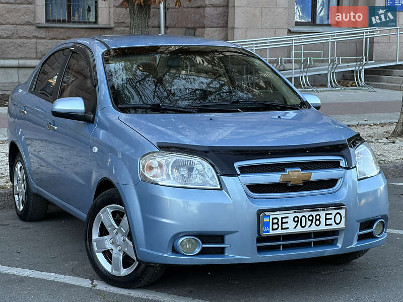 Седан Chevrolet Aveo 2007 в Николаеве