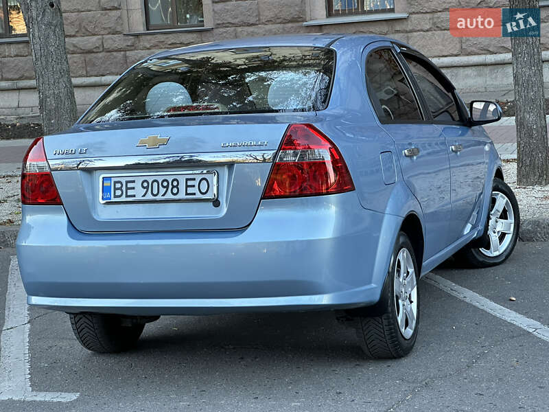 Седан Chevrolet Aveo 2007 в Николаеве