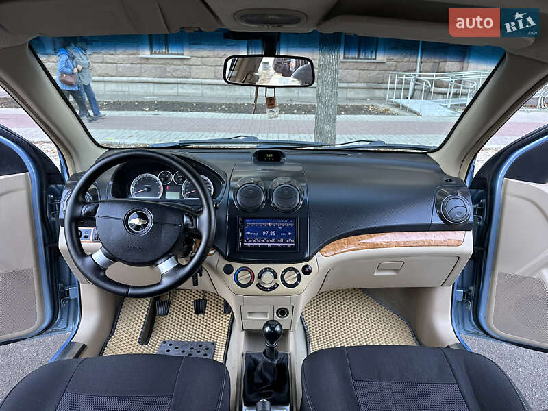 Седан Chevrolet Aveo 2007 в Николаеве
