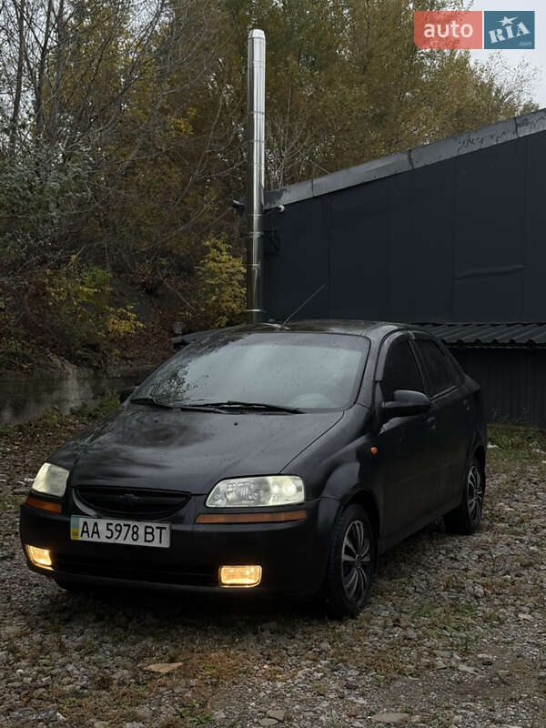 Седан Chevrolet Aveo 2005 в Киеве фото Седан Chevrolet Aveo 2005 в Киеве