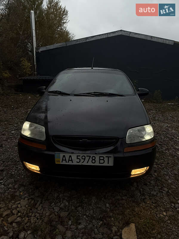 Седан Chevrolet Aveo 2005 в Киеве фото 48 Седан Chevrolet Aveo 2005 в Киеве