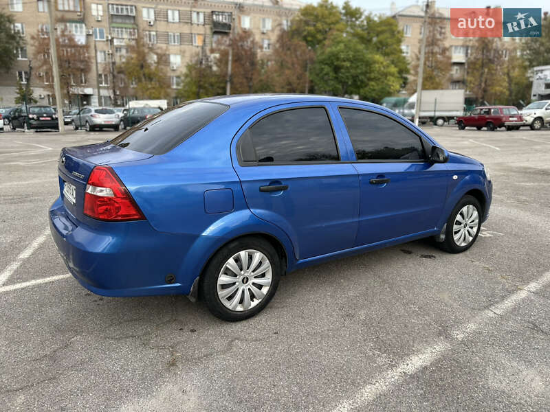 Седан Chevrolet Aveo 2007 в Запоріжжі