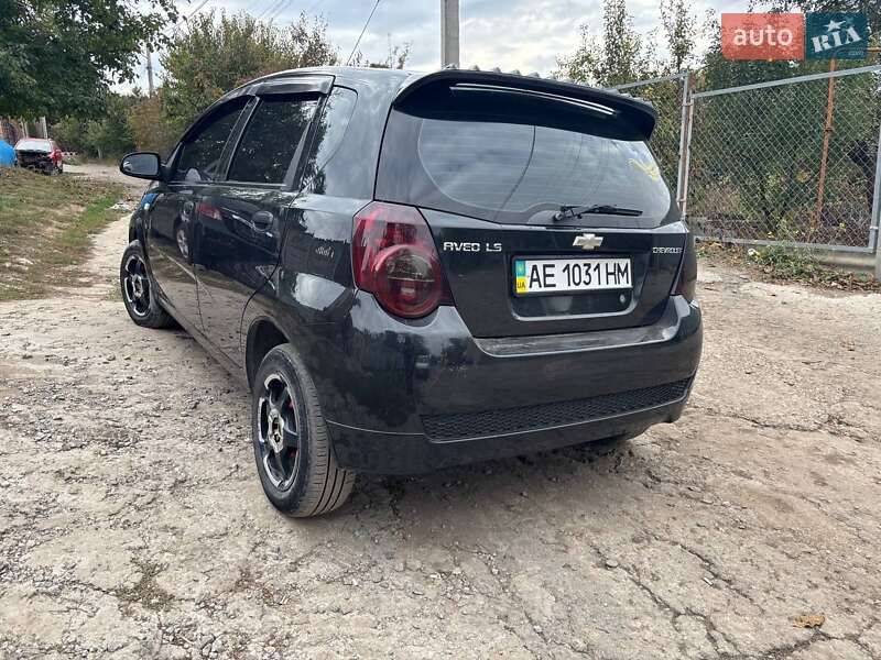 Хетчбек Chevrolet Aveo 2008 в Дніпрі
