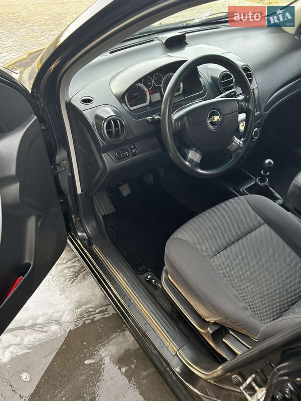 Седан Chevrolet Aveo 2008 в Павлограді