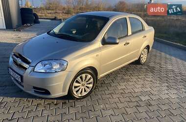 Седан Chevrolet Aveo 2011 в Миколаєві