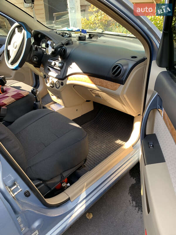 Седан Chevrolet Aveo 2008 в Вишневому фото 15 Седан Chevrolet Aveo 2008 в Вишневому