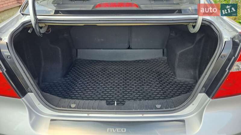 Седан Chevrolet Aveo 2008 в Івано-Франківську