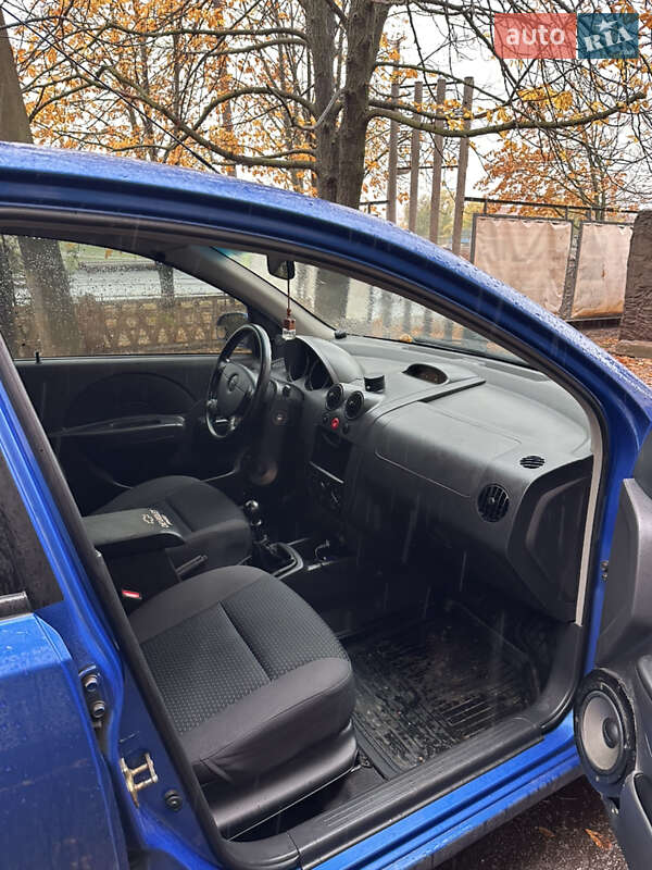 Седан Chevrolet Aveo 2005 в Кривом Роге фото 6 Седан Chevrolet Aveo 2005 в Кривом Роге