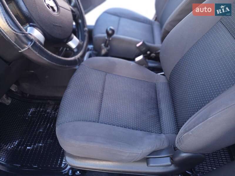 Хэтчбек Chevrolet Aveo 2006 в Коломые