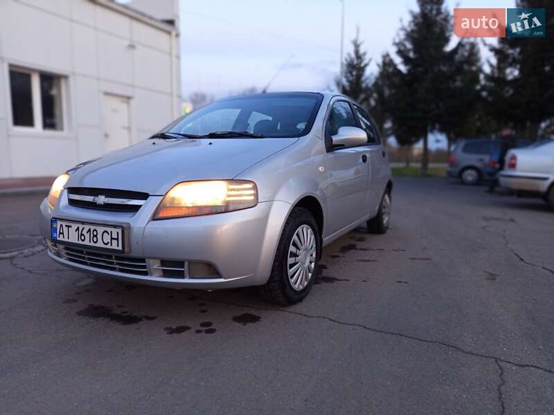 Хэтчбек Chevrolet Aveo 2006 в Коломые