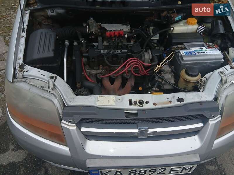 Седан Chevrolet Aveo 2006 в Києві фото 9 Седан Chevrolet Aveo 2006 в Києві