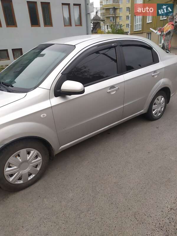 Седан Chevrolet Aveo 2007 в Тернополі