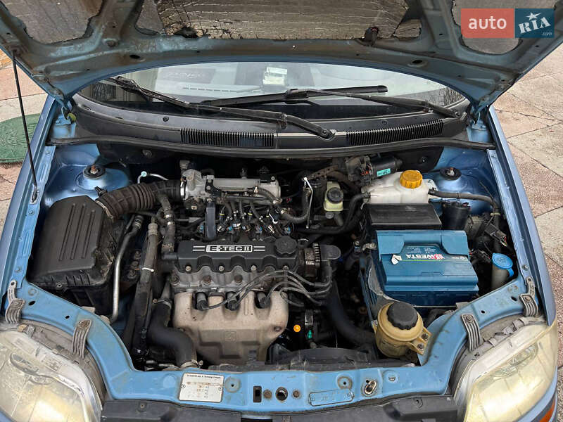 Седан Chevrolet Aveo 2005 в Одесі