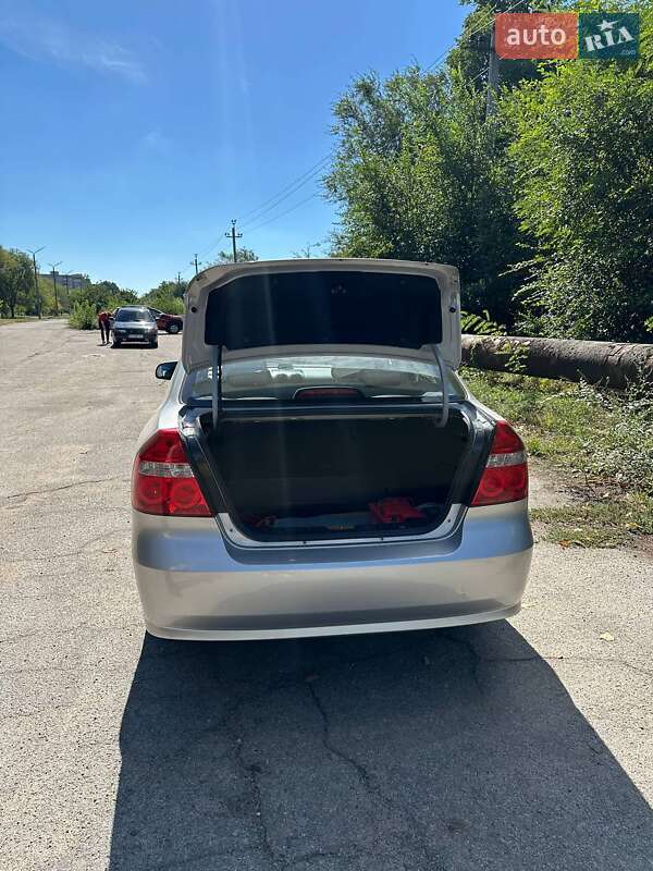 Седан Chevrolet Aveo 2007 в Желтых Водах