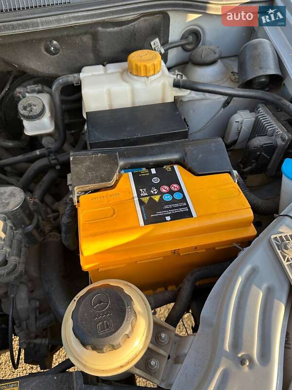 Седан Chevrolet Aveo 2007 в Желтых Водах