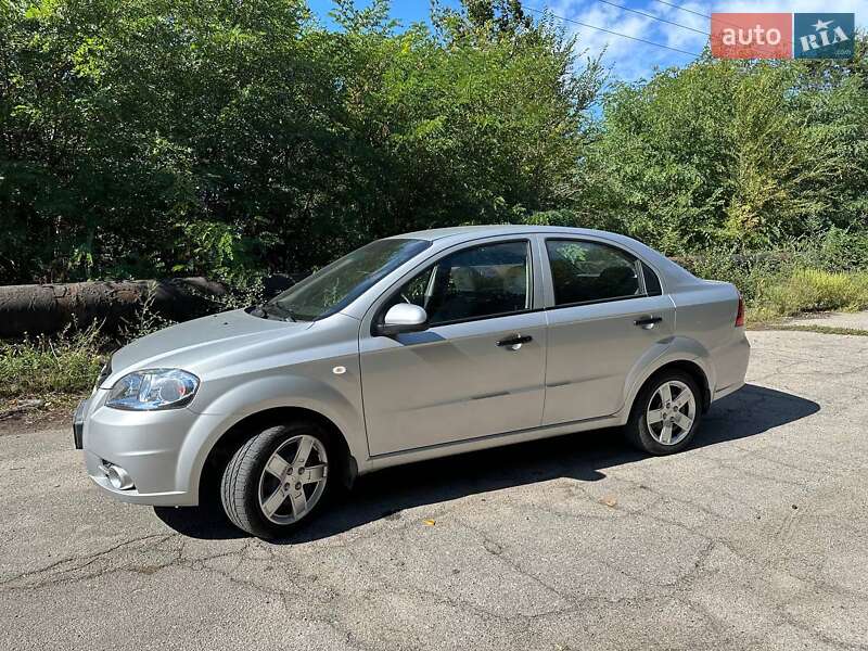 Седан Chevrolet Aveo 2007 в Желтых Водах