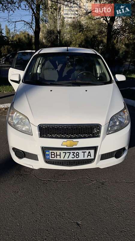 Хэтчбек Chevrolet Aveo 2010 в Одессе фото 11 Хэтчбек Chevrolet Aveo 2010 в Одессе