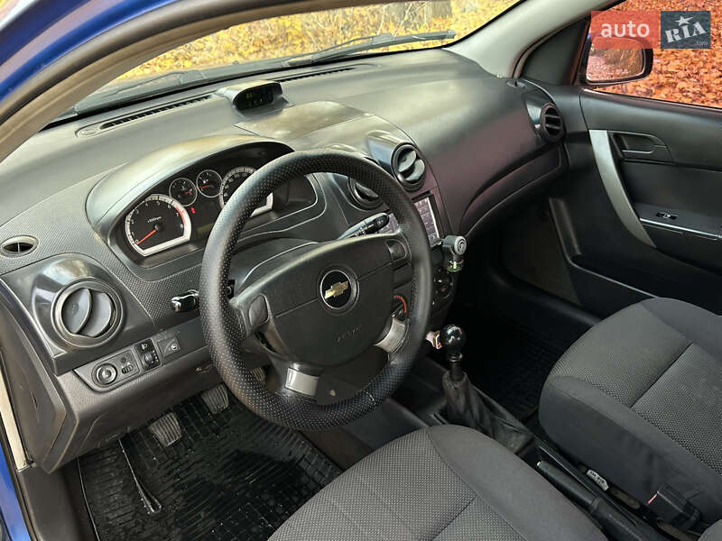Седан Chevrolet Aveo 2007 в Каменском