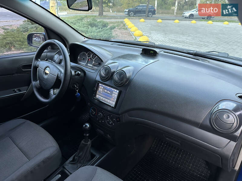 Седан Chevrolet Aveo 2007 в Каменском