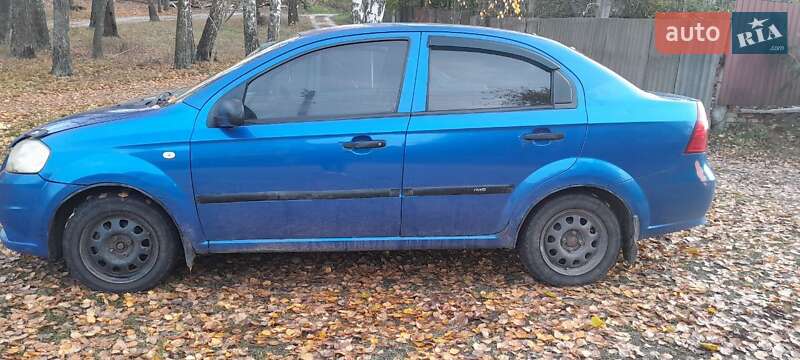 Седан Chevrolet Aveo 2006 в Коропе